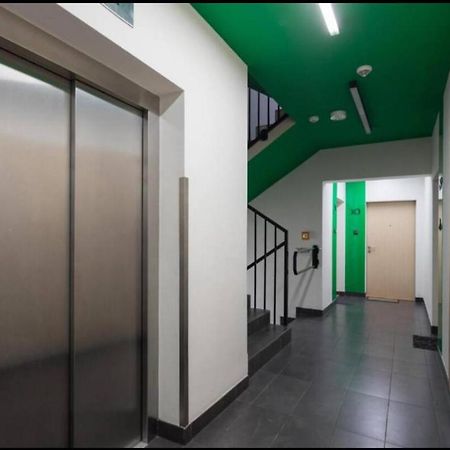 Shiraz Trio Apartament Warschau Exterior foto