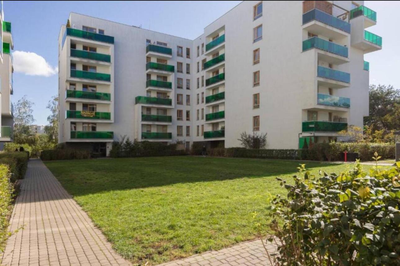 Shiraz Trio Apartament Warschau Exterior foto