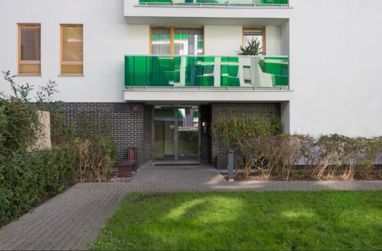 Shiraz Trio Apartament Warschau Exterior foto
